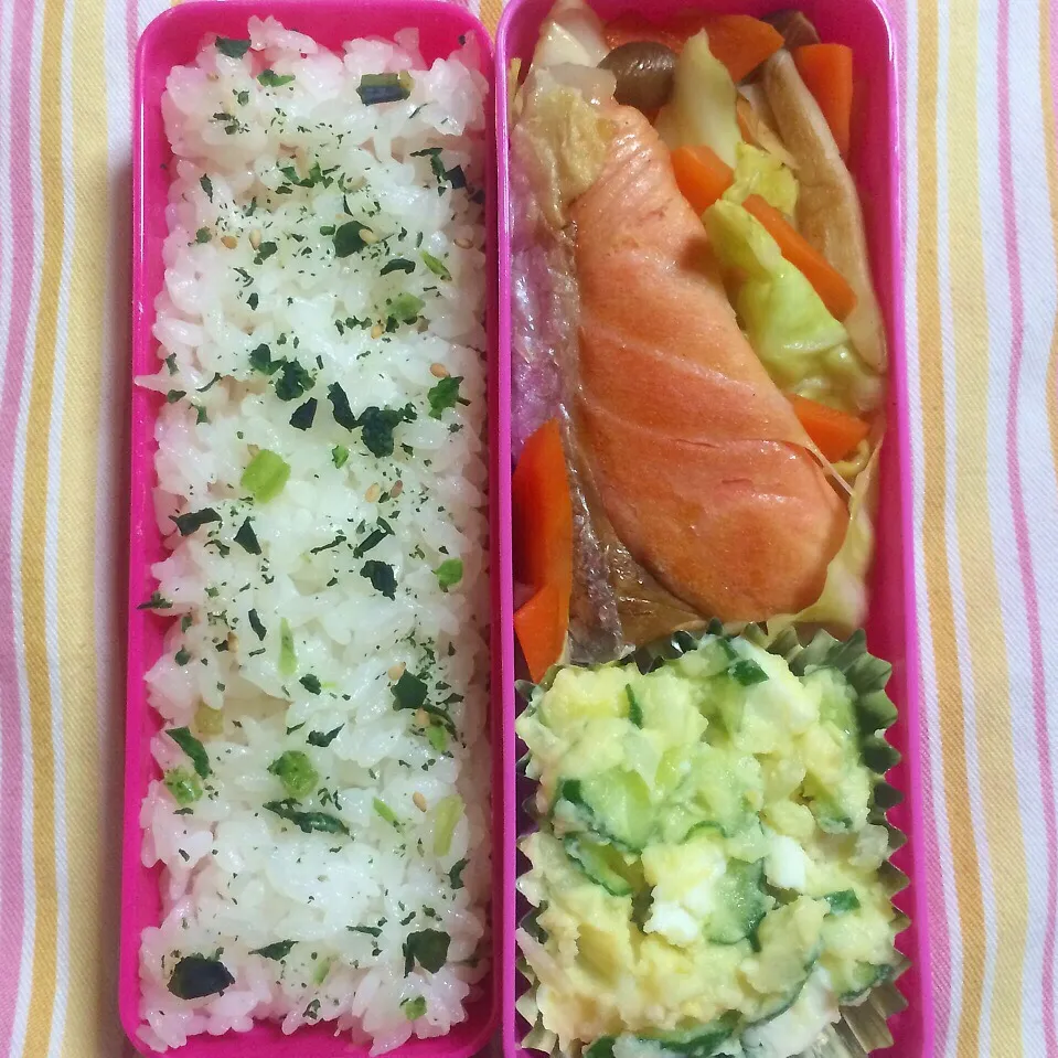 簡単☆塩鮭弁当|かよさん