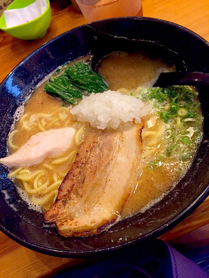 Snapdishの料理写真:鶏白湯ラーメン|aliceさん