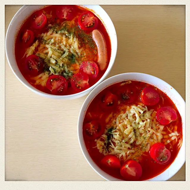 トマトチーズラーメン♡|とまこ(*^o^*)さん