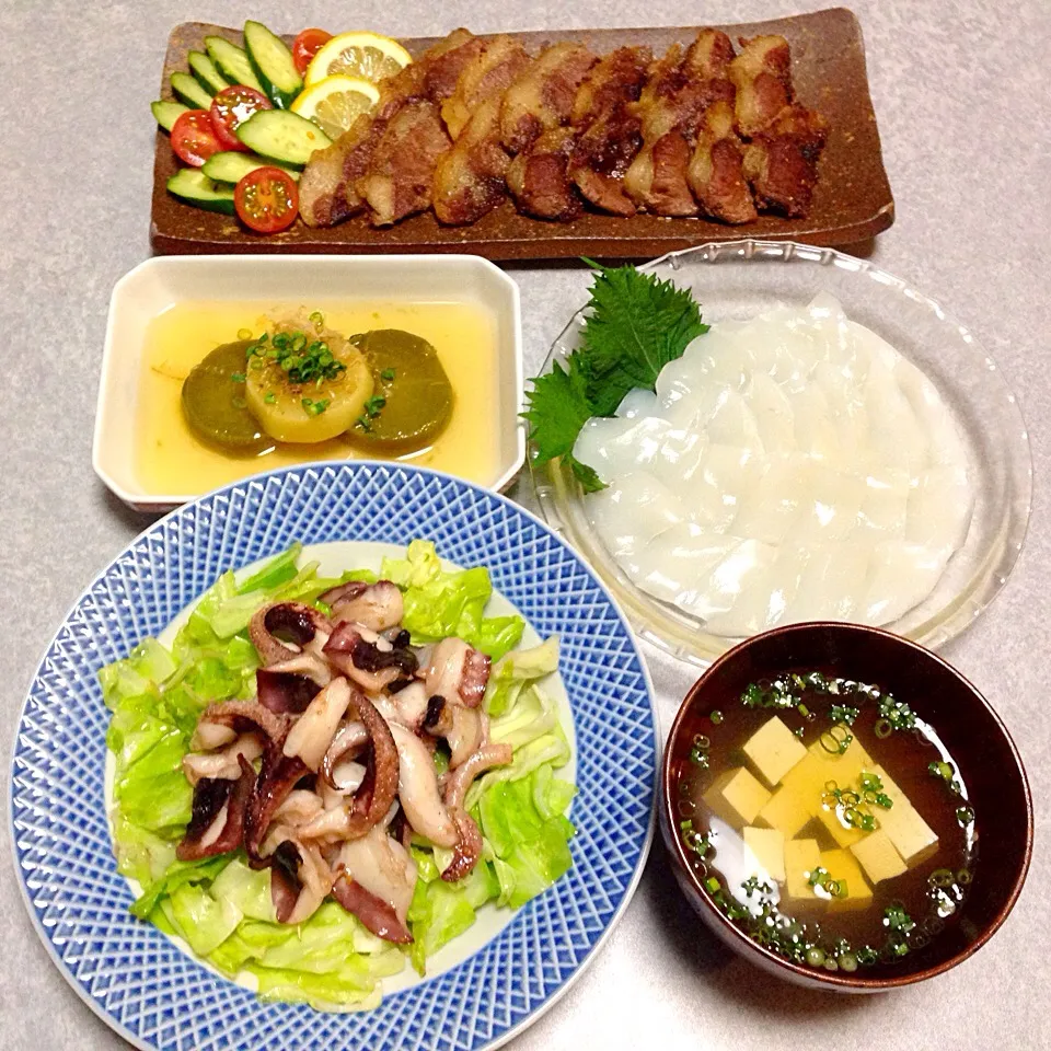 Snapdishの料理写真:イカと猪の晩ご飯|Orie Uekiさん