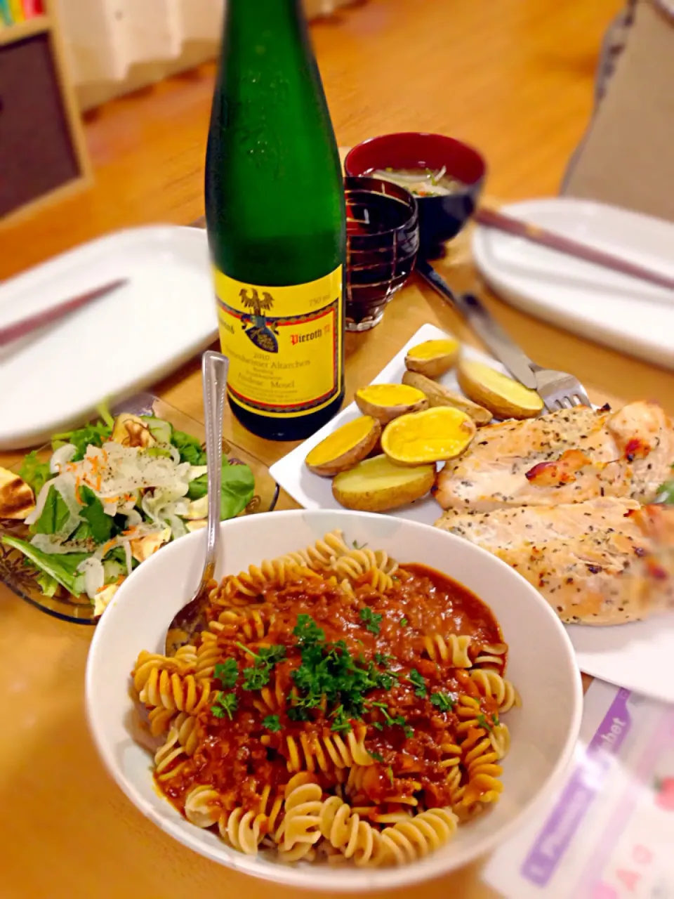 晩ご飯🍝🍖イタリアンかと思いきや、味噌汁www|かわちさん