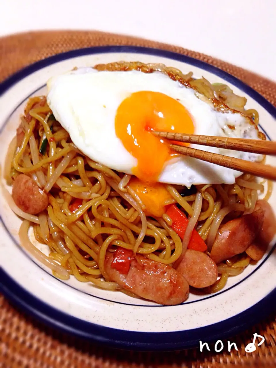 どーだ( ≖ิ‿≖ิ )🍳たまんねぇだろーԅ(≖‿≖ԅ)  ソース焼きそば|nonさん