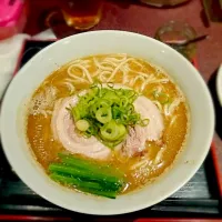 Snapdishの料理写真:麺や結さんのラーメン♥こってり！|ぽんたさん