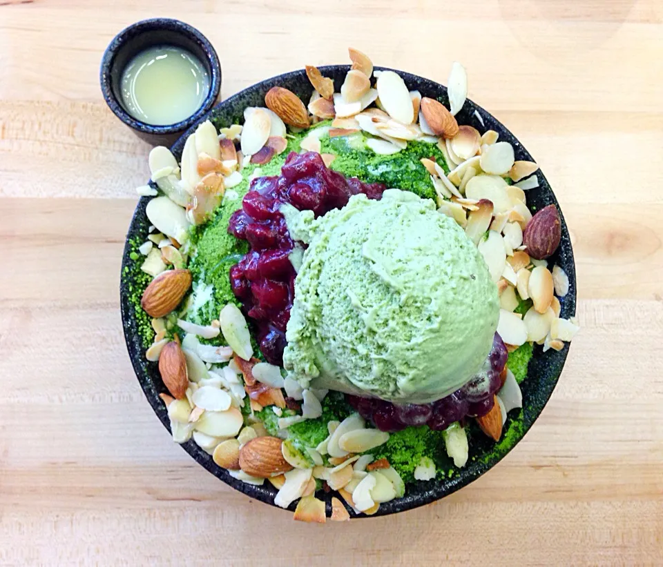 Green Tea Bingsu@Nunsaram, Orchard Central|coxiella24さん