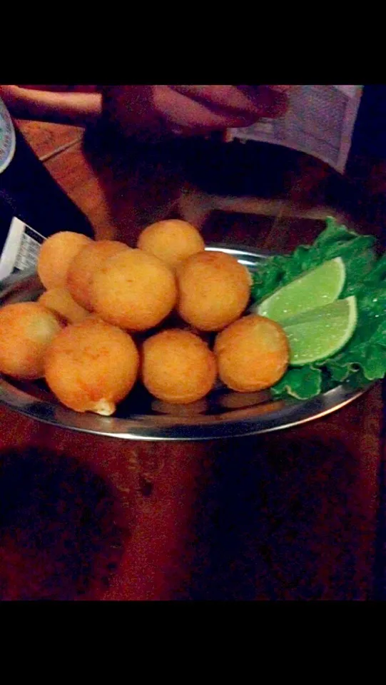 Bolinho de queijo or cheese ball famous food in Brazil|Misz Belさん