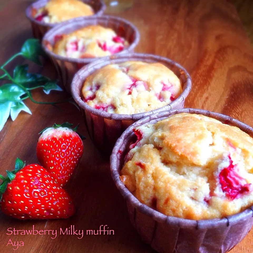 リーチさんの料理 フレッシュ苺のミルキーマフィン🍓|あやさん