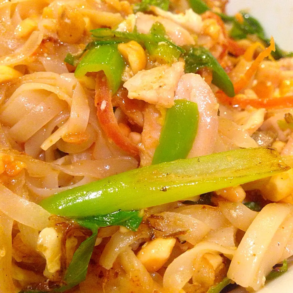 Lonely pad Thai|Peter Simonさん