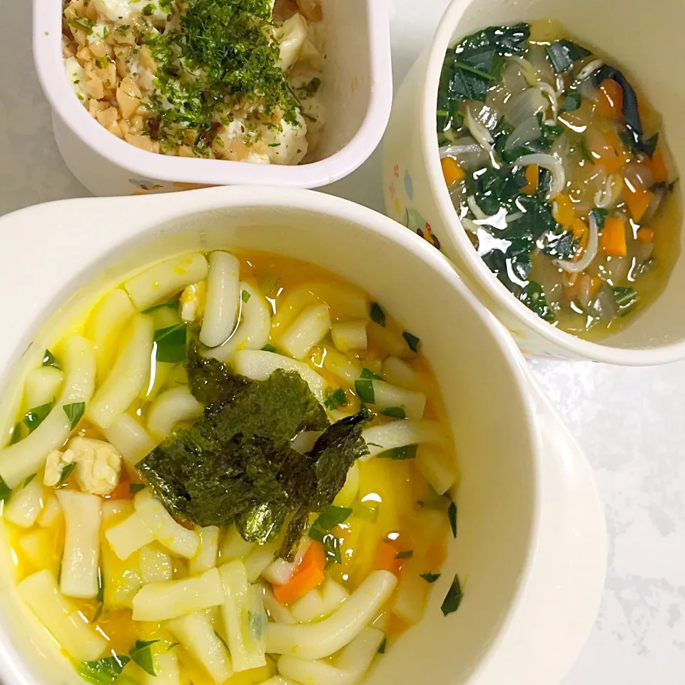 Snapdishの料理写真:息子ごはん♡ササミと野菜のり味噌煮込みうどん♡お豆腐と納豆青のり和え♡しらすと小松菜野菜のとろとろ♡|湊叶ママさん