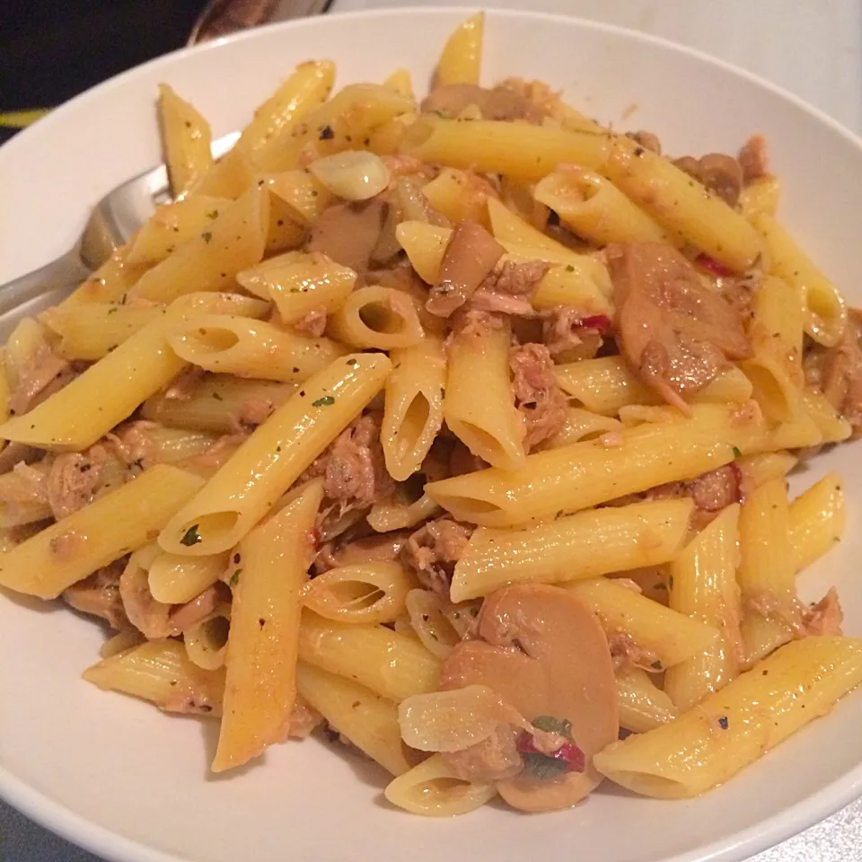 Tuna and Mushroom Penne Pasta|Kath Kanekoさん