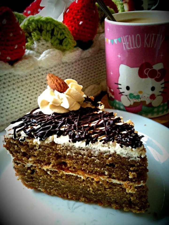 Snapdishの料理写真:Coffee cake with Baileys cream.|Eveさん