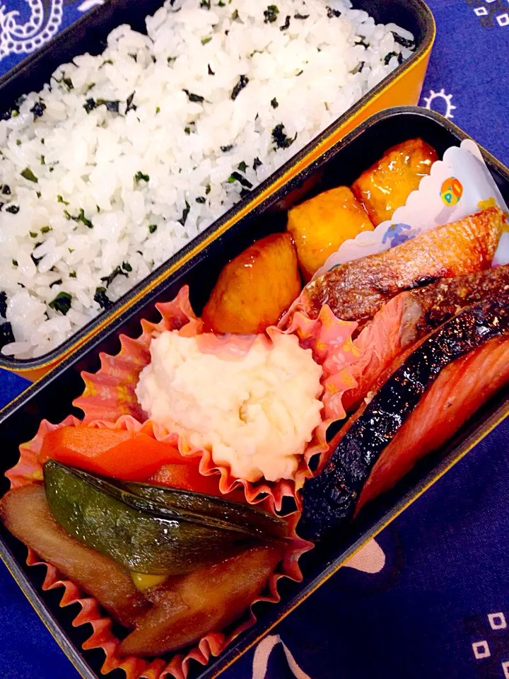 Snapdishの料理写真:夕飯丸ごと弁当|Mitsu Tomaさん