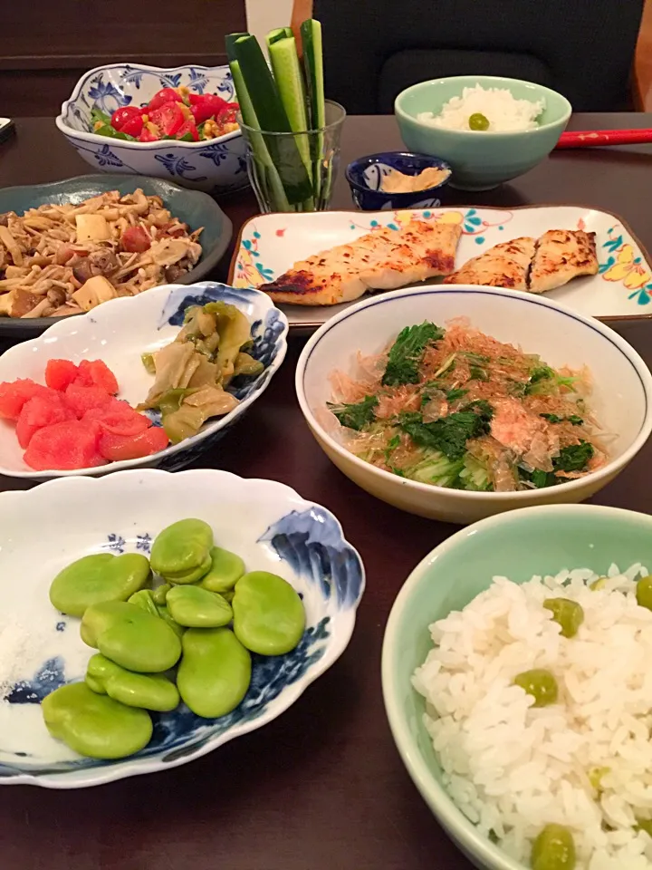 Snapdishの料理写真:本日の家居酒屋。相方さんが作った枝豆ごはんがすごく美味かった(^O^)／|ままぞうさん