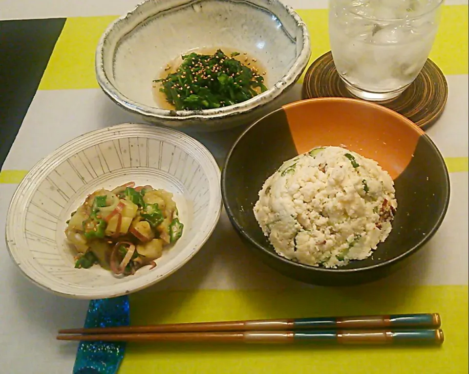 粗食で黒ミサを実施した夜🍶
不覚にも聖水の威力で朝まで意識を奪われましたわ💤|にゃあ（芸名）さん