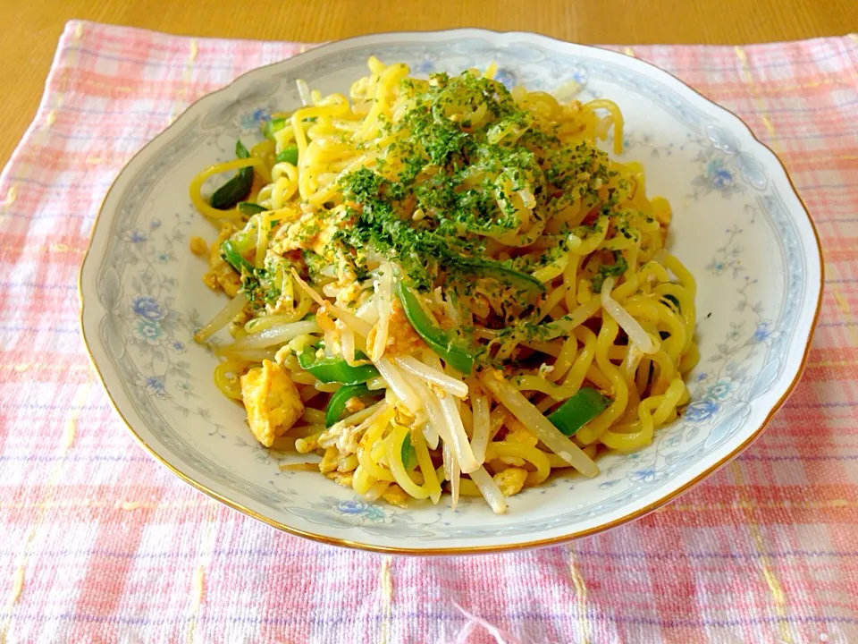 お家ランチは焼きそば〜(*^^*)|えいぽんさん