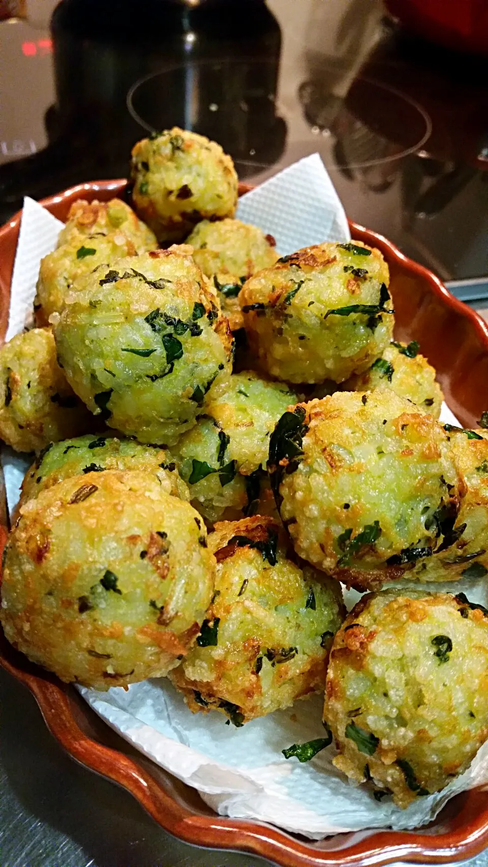 bolinho de arroz|lucia inoueさん