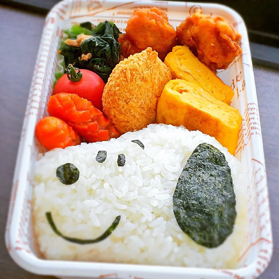 自然学校に行く息子のお弁当。おかずのスペースをなるべく減らすべくでっかいスヌーピー（笑）|みちさん