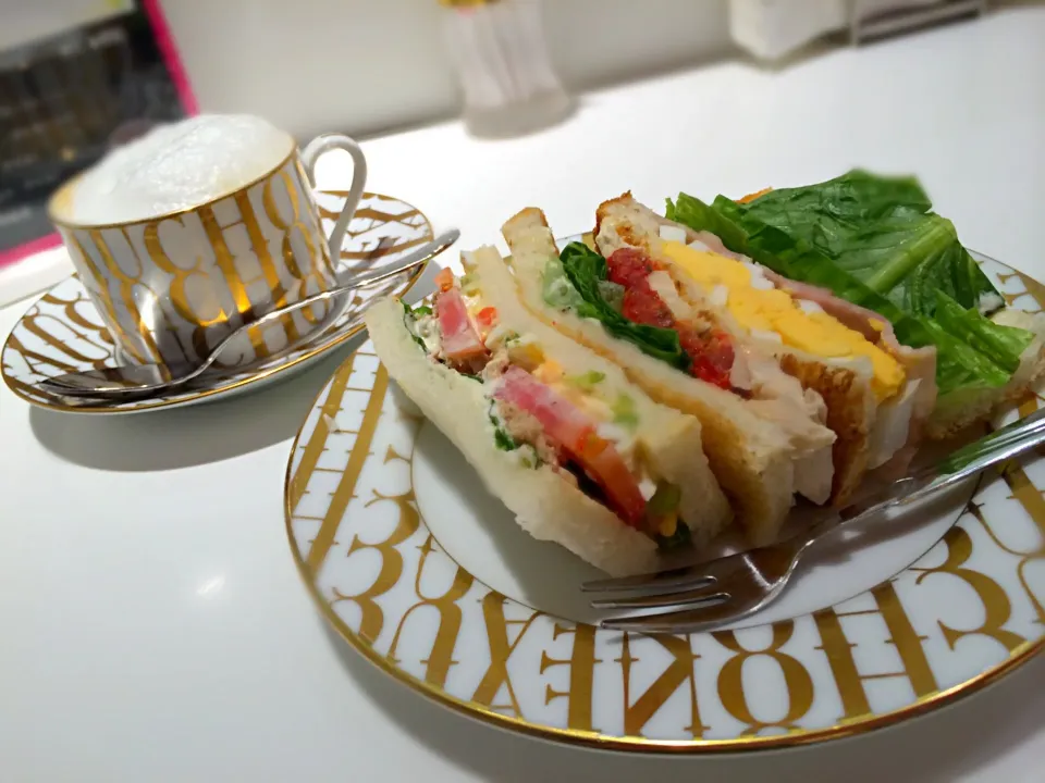 FAUCHONで遅めランチ☕️|Ryokoさん