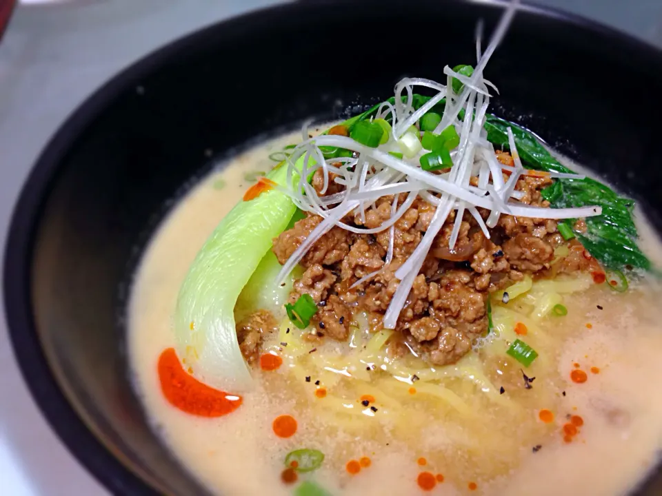 さくらさんの料理 もやしと豚バラのこくうまゴマ味噌スープ◡̈♥︎で、Hajimeさんの担々麺♡|ふぅちゃんさん