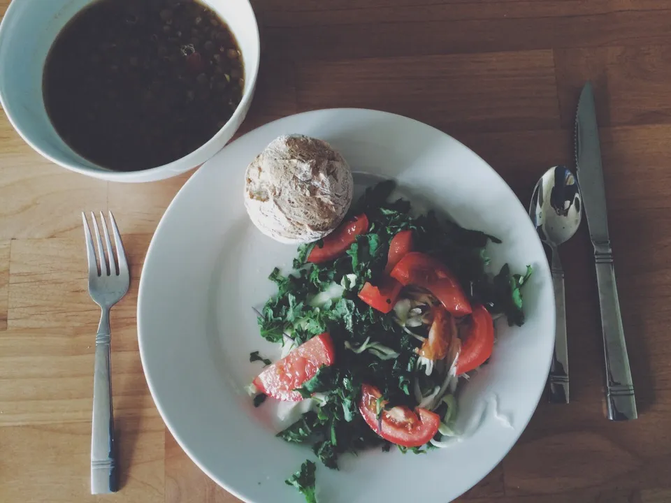 Homemade rolls, lentils, and salad|Krissyさん