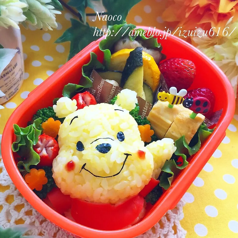 Snapdishの料理写真:春にウキウキ♡プーさんのお弁当♬|naocoisaさん