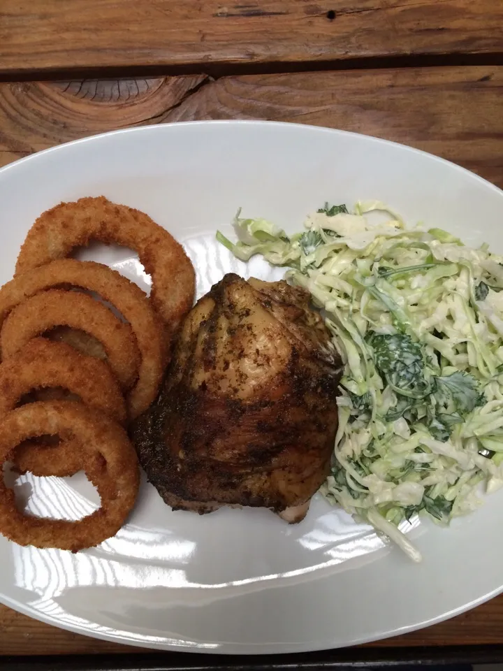 Moroccan Spice chicken with slaw and O-rings|Trisha & Patさん