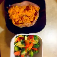 Baked Sweet Potato and Garlic Veggies|Jenny Farthing Lawlessさん