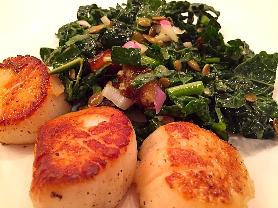 Seared Scallops & Kale Salad|Kristen Johnsonさん