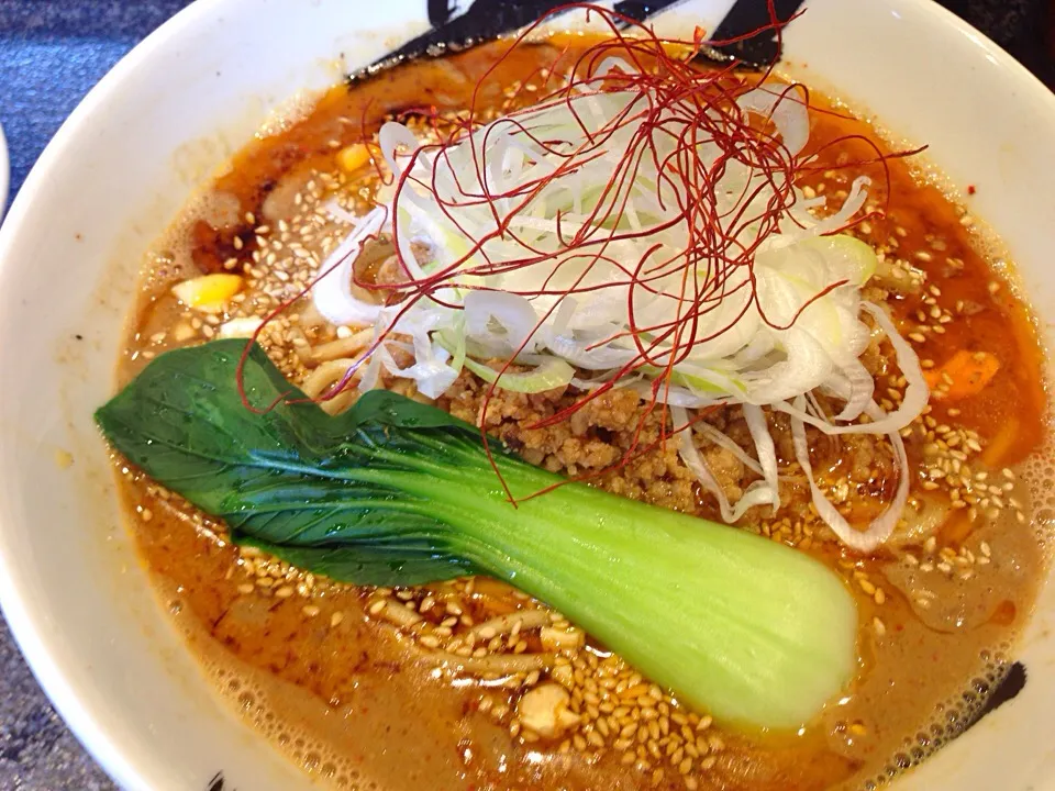 Snapdishの料理写真:58 超濃厚白ごま担々麺 大辛 大盛@麺屋とがし 龍冴|タカパパさん