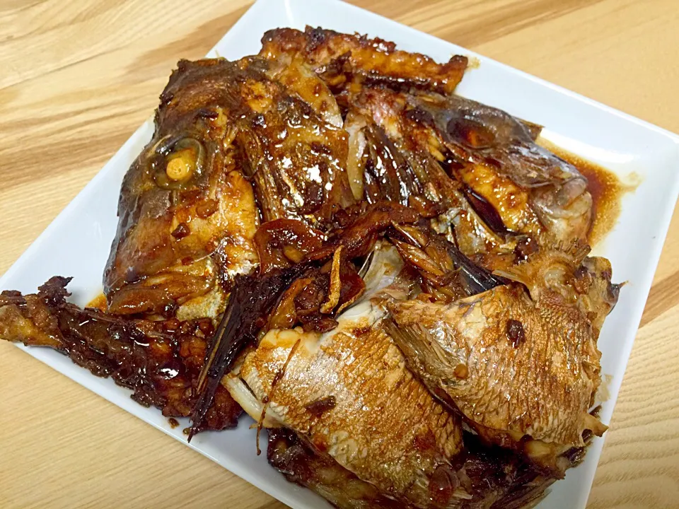 鯛のカブト煮 九州甘醤油|さくたろうさん