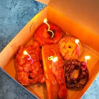 Snapdishの料理写真:My Birthday donuts...found Firehouse Donuts in Cottonwood, AZ while we were on our AZ adventure March 2015...

Cottonwood is a 25 mile drive from Sedona...A MUS|Mj Marijanneさん