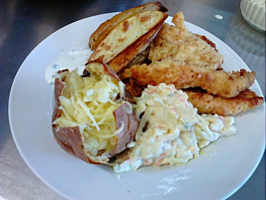 short order: chicken goujons, baked potato,  coleslaw, wedges and yoghurt sauce|tessさん