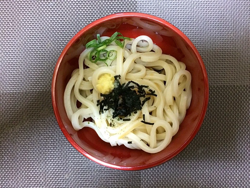 冷しうどん|ばーさんさん