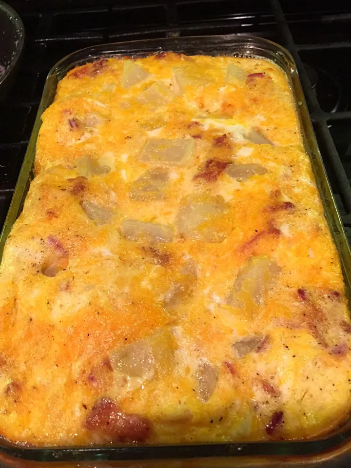 Breakfast Strata|Alma's Home Kitchenさん