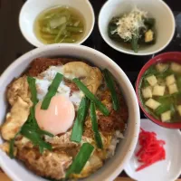 Snapdishの料理写真:日替わりランチ（カツ丼）|そらまめさん