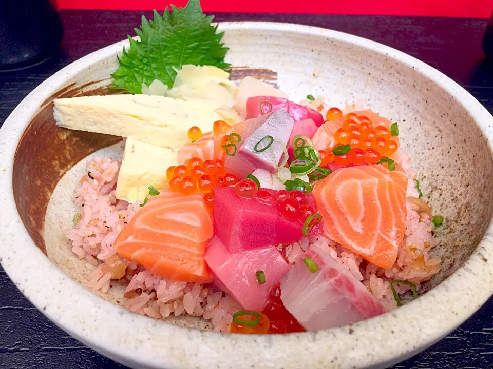 Snapdishの料理写真:Chirashi|Perseus Angさん