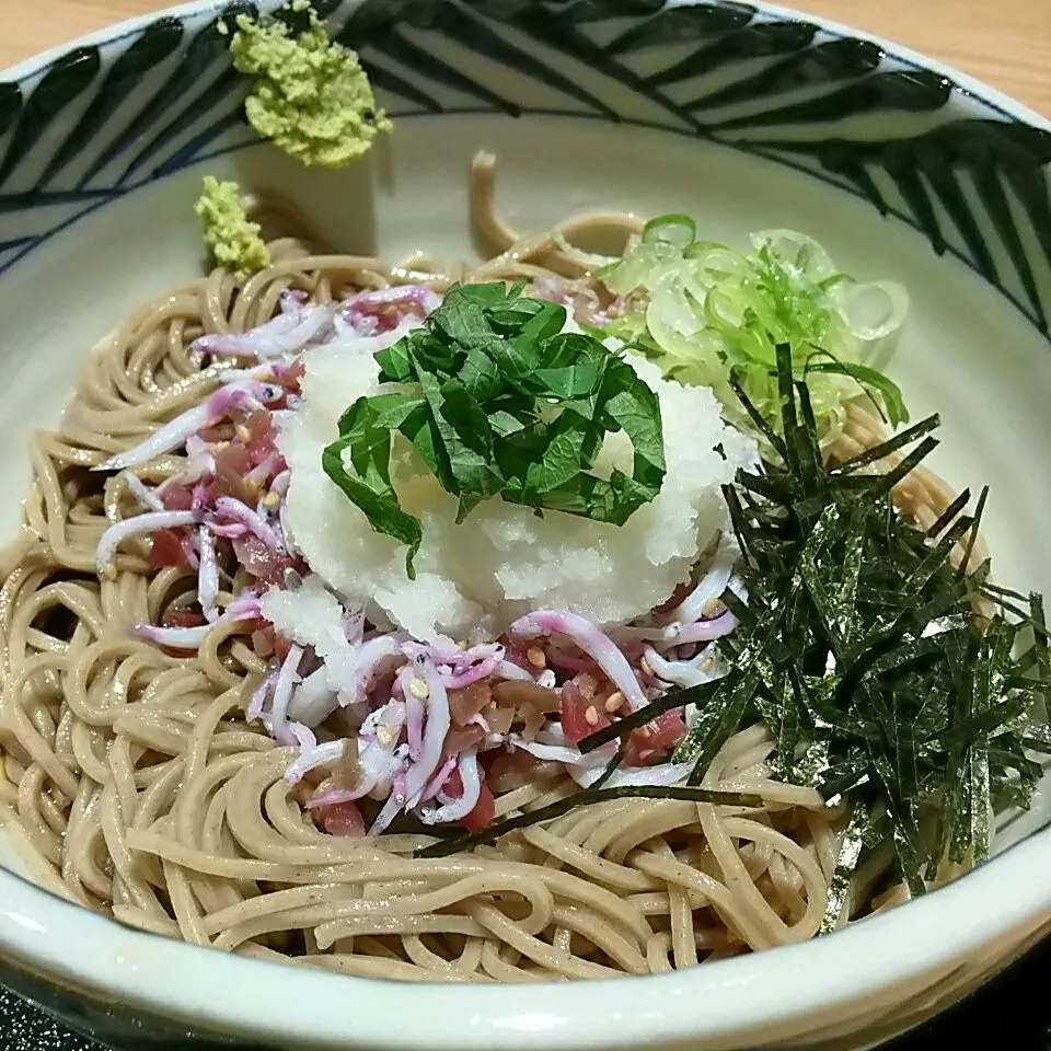 カリカリ 梅しらす蕎麦|大石さん