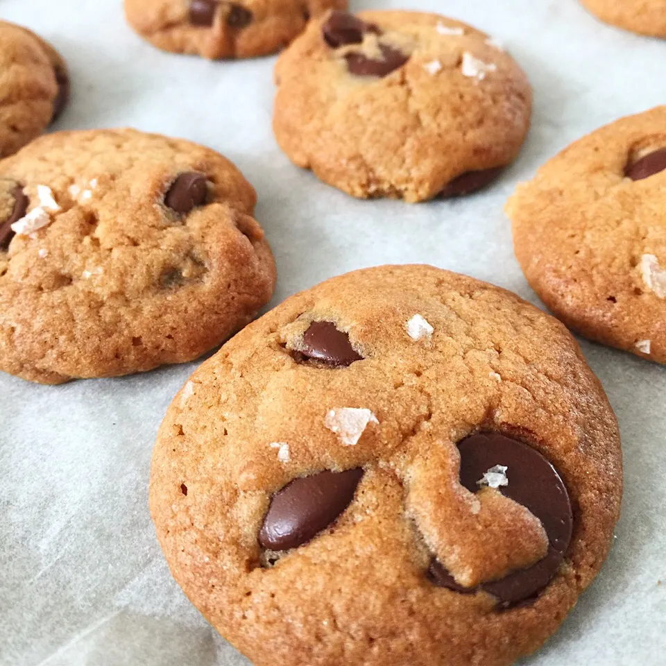 Chocolate chips cookies with salt flakes|12Dragonさん