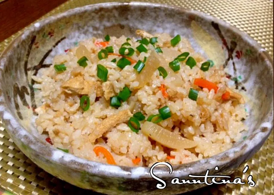 ✨DAIKON no TAKIKOMI gohan...Rice cooked with daikon, fried tofu & carrot...seasoned with soy sauce & sweet sake 😊だいこんの炊き込みごはん✨|🌺Sanntina🌺さん