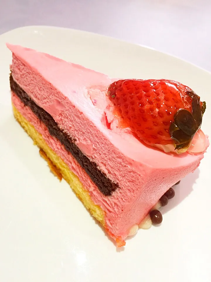 Strawberry Mousse Cake|Aomさん