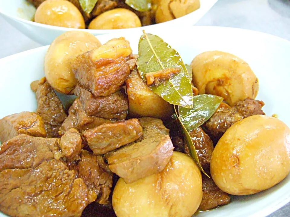 Philippines cuisine adobo but it look like Okinawa cuisine too main dish for tonight|Babyluv Cabrera Ocampoさん