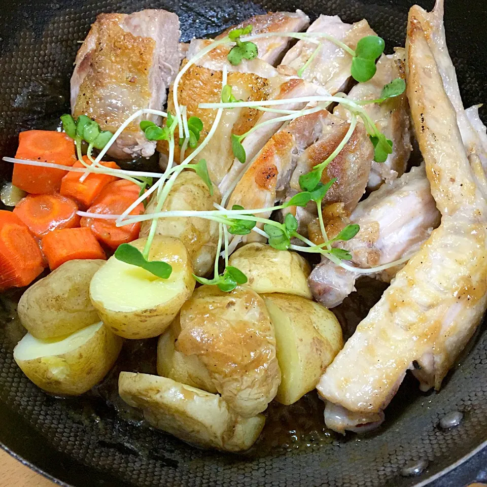 咲きちゃんさんの料理 鶏肉🐔のニンニク味噌焼き|アッツさん