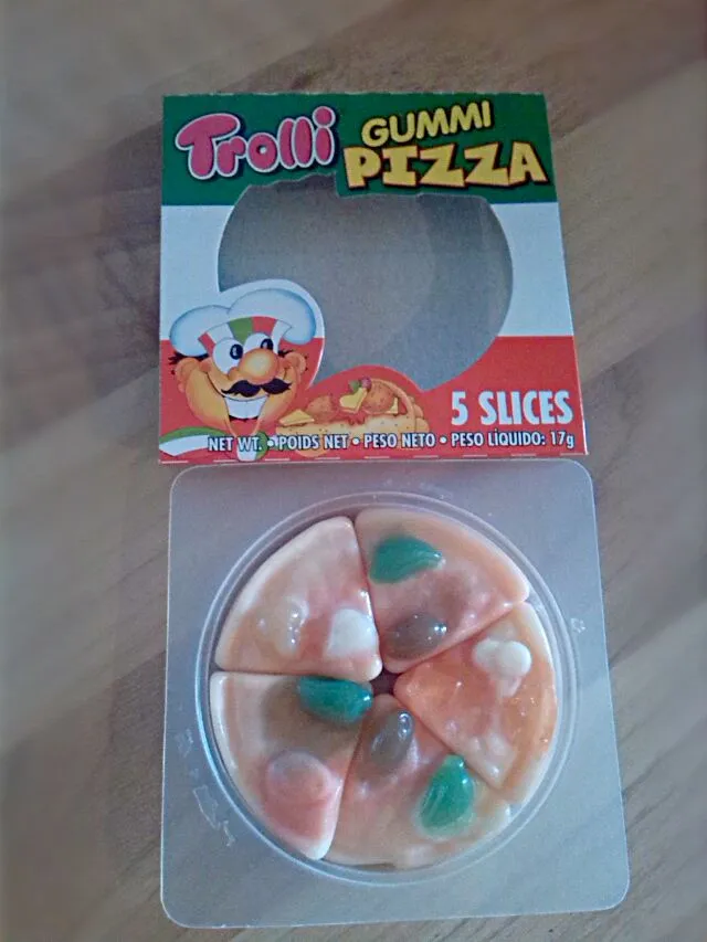 Mushroom, Onion and Green Pepper Mini Gummy Pizza #sweets #onions|VViet food boyさん