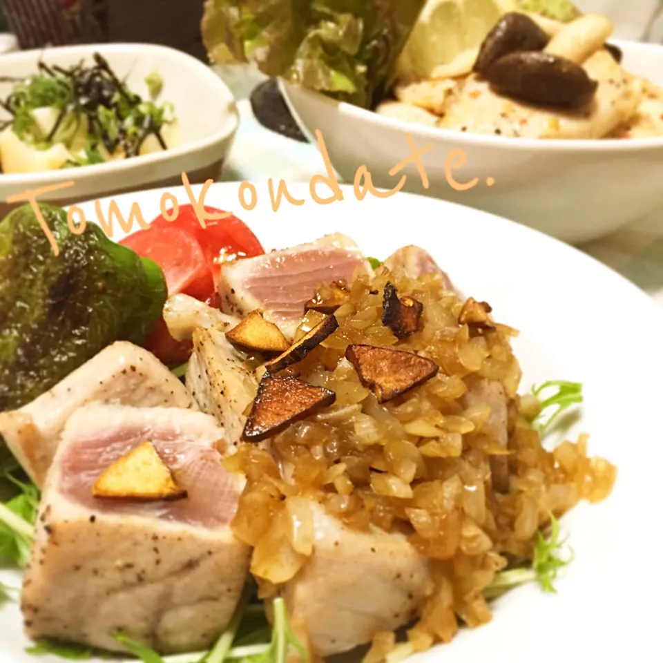 マグロの切り落としステーキと鶏胸肉とエリンギのレモンバジル焼き🍴♡|🇯🇵ともこちゃん。さん