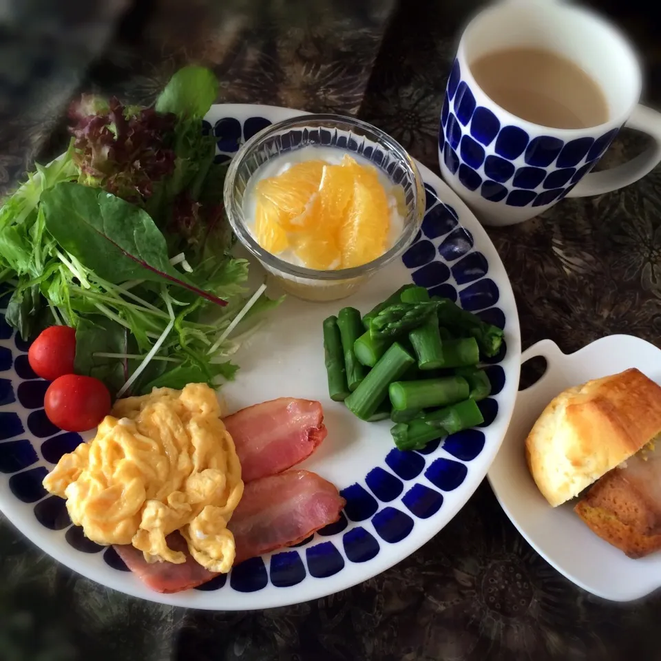 今日の朝ごはん|ぺんぎんさん