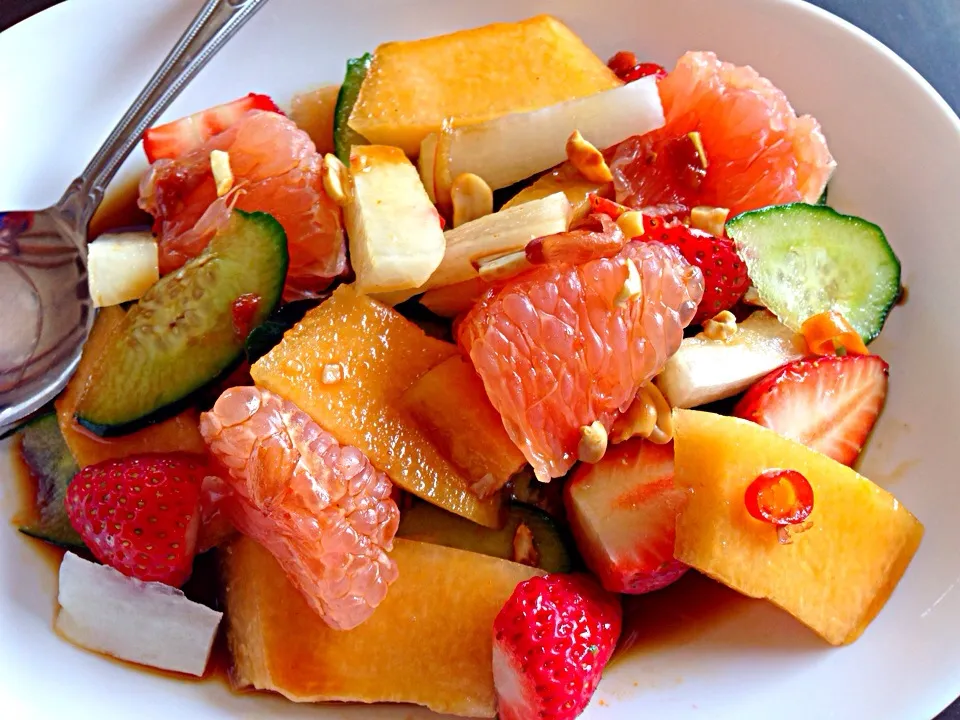 Rujak (Spicy Fruits salad)|viviさん