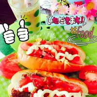 hotdog w/bacon&tomato🍴😋|sato josephineさん