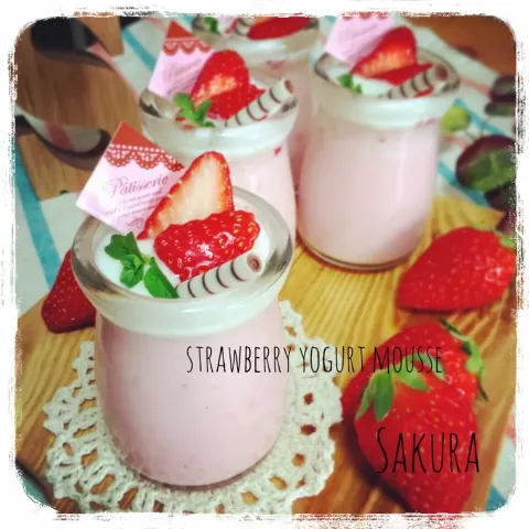 「バーミックス」を使ってみたSnapdishの料理・レシピ写真:いちごのヨーグルトムース🍓リピ！