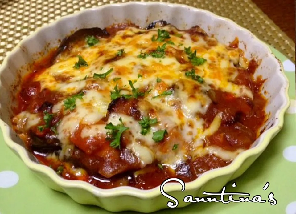 ✨🍴Baked cheesy eggplants...ナスのチーズ焼き、ミートソース入り😋🍷✨|🌺Sanntina🌺さん