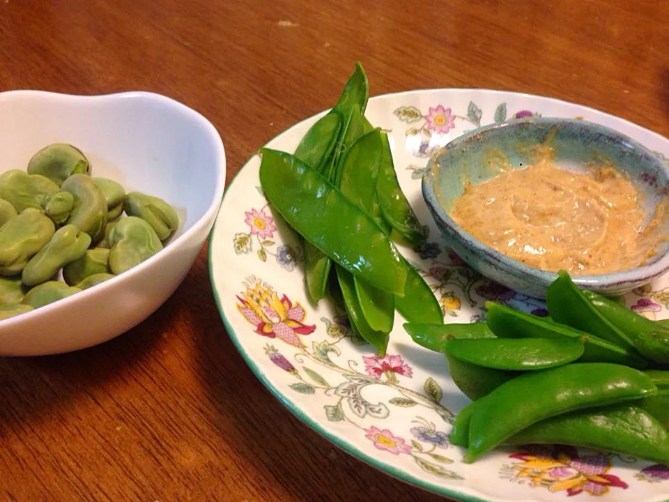 ばあちゃんに貰った豆いろいろ！ 今夜は豆パーティだ|さんだーさん