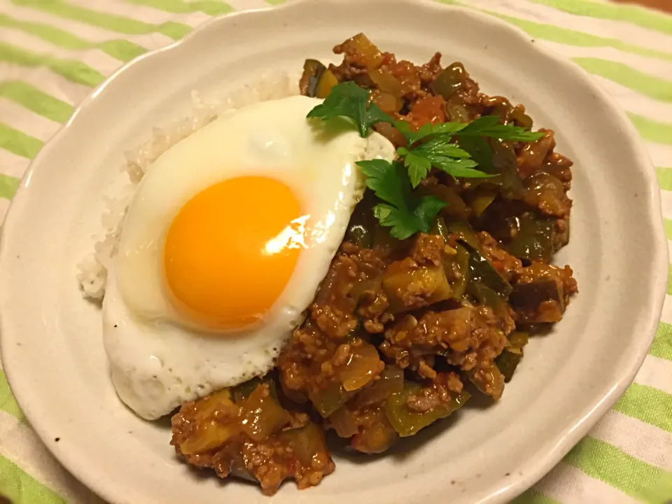 ひき肉と野菜の甘辛の。|ゆっきーさん